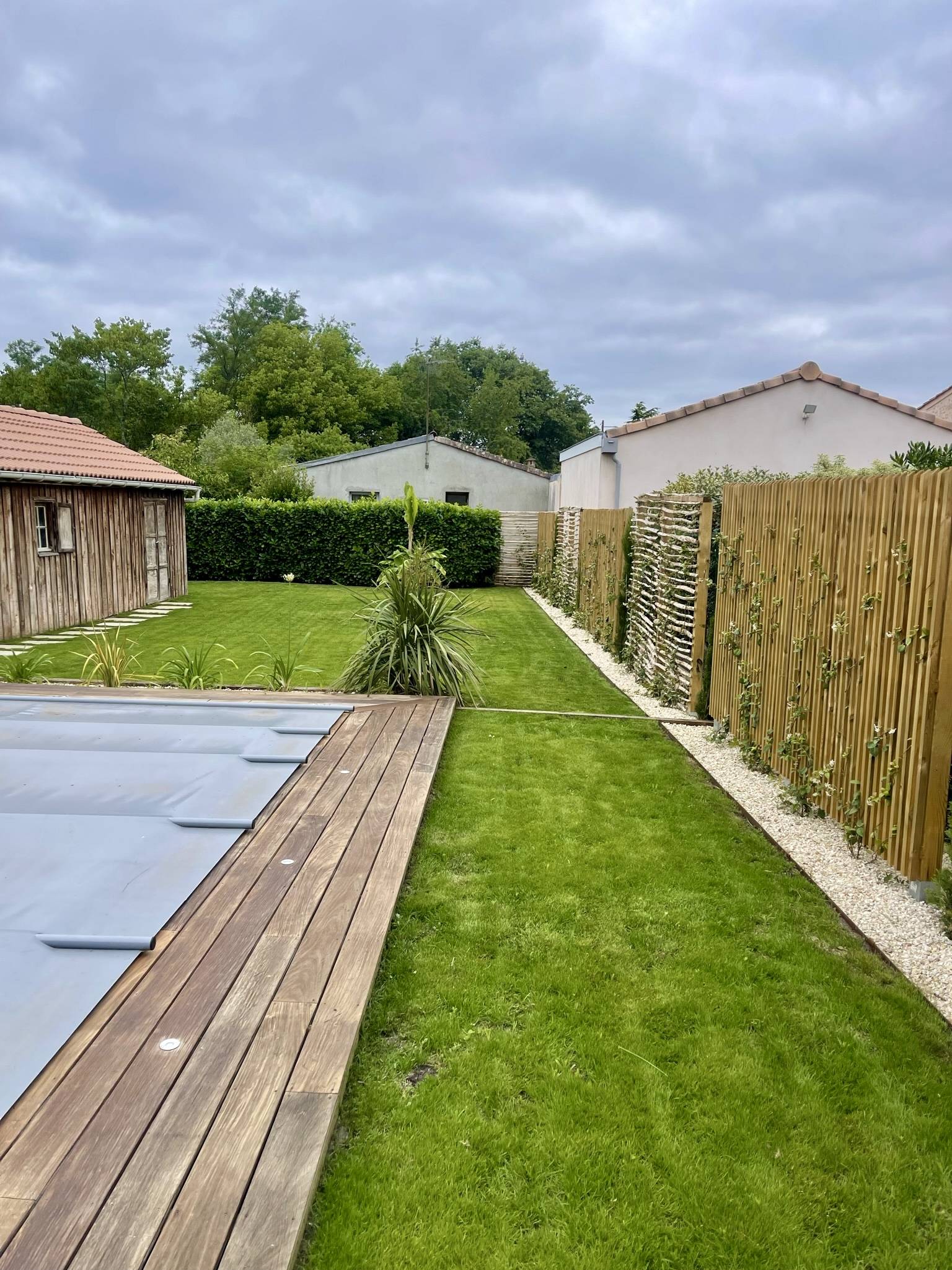 Gazon luxuriant à Blanquefort - Virgile Espaces Verts